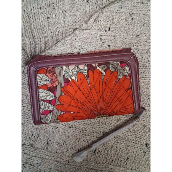 Vera Bradley Ultimate Wristlet Purse Pushlock Wallet Trifold - Picture 2 of 4